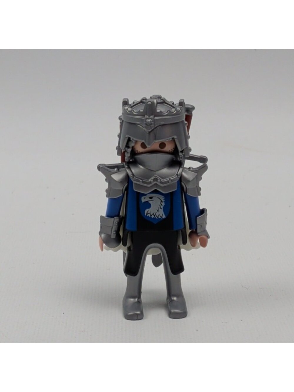 Playmobil Eagle Knight Warrior Soldier w/ shield & double sword Collector Fig